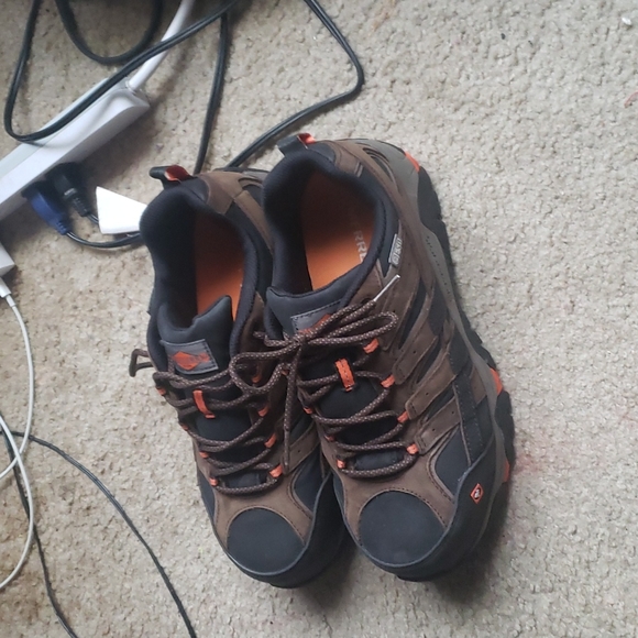 Steel Toe - Picture 1 of 5